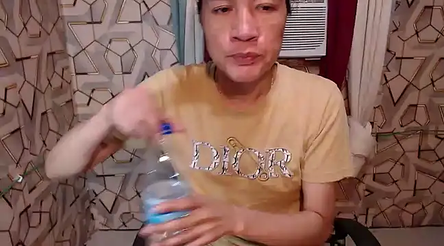 tshugecumxxx online show from 01/01/25, 03:03