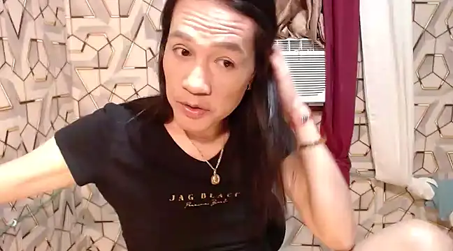 tshugecumxxx online show from 02/17/25, 11:23