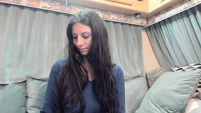 Snapshot of Dirty-Bya chatting on 07/12/26, 07:38 Dirty-Bya online show from 07/12/26, 07:38
