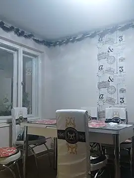 Snapshot of Elza01 chatting on 02/17/25, 06:53 Elza01 online show from 02/17/25, 06:53