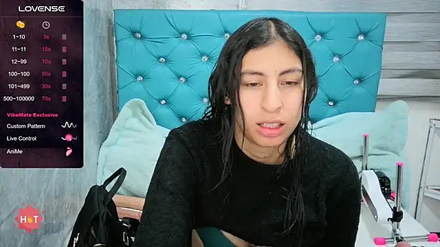 Snapshot of MAARYMOON chatting on 11/28/25, 11:13 MAARYMOON online show from 11/28/25, 11:13