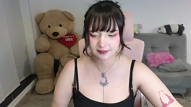 KuroChan420 online show from 07/13/26, 12:35