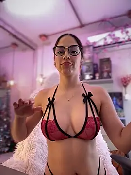 Snapshot of Zoe_Bae chatting on 11/19/25, 05:13 Zoe Bae online show from 11/19/25, 05:13