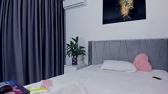 jessykmxx online show from 04/15/26, 07:58