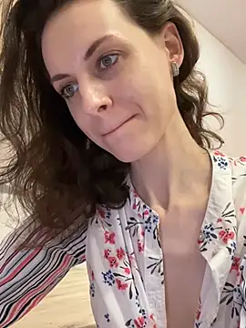 MissAnuta online show from 03/10/25, 04:14