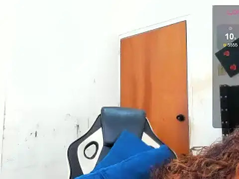 Snapshot of ebonnylatinx chatting on 02/08/25, 04:57 ebonnylatinx online show from 02/08/25, 04:57