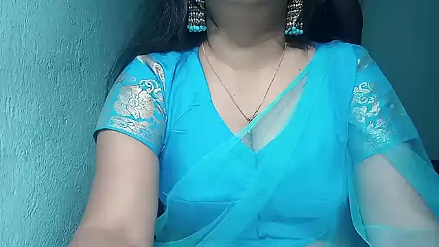 Snapshot of YourModhu chatting on 12/27/24, 06:10 YourModhu online show from 12/27/24, 06:10