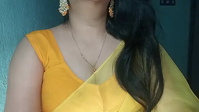 Snapshot of YourModhu chatting on 04/19/26, 05:56 YourModhu online show from 04/19/26, 05:56