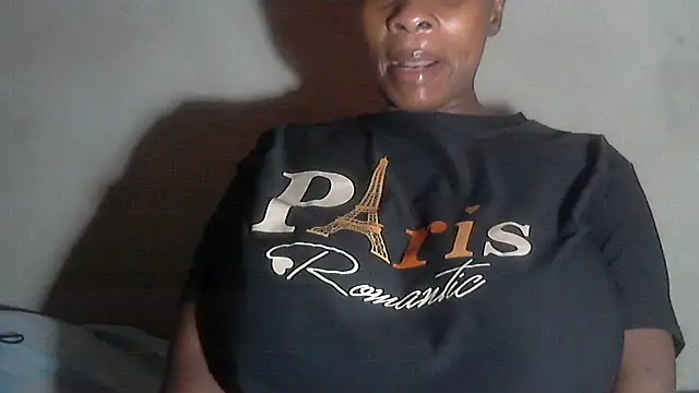 Choco-Coco10 online show from 10/18/25, 10:05