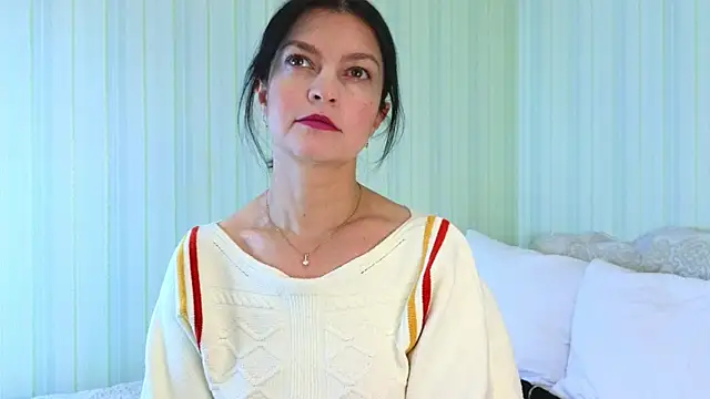  Lily  online show from 01/22/25, 09:02