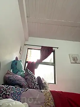 AlondraDiossa03 online show from 02/04/26, 06:14