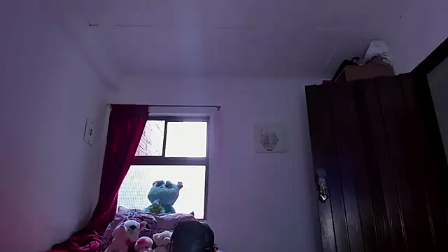 AlondraDiossa03 online show from 04/13/26, 02:55