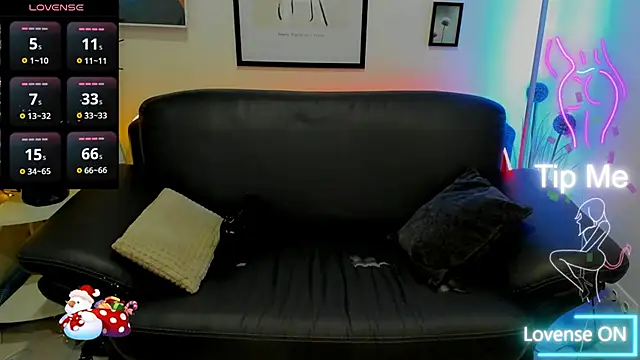 Snapshot of Abby_Moore_ chatting on 03/03/25, 10:06 Abby Moore online show from 03/03/25, 10:06