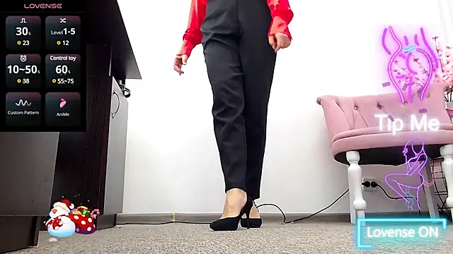 Snapshot of Abby_Moore_ chatting on 03/20/25, 01:37 Abby Moore online show from 03/20/25, 01:37