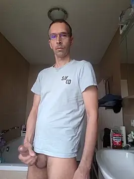 Snapshot of Geiler-boy313 chatting on 04/05/26, 07:05 Geiler-boy313 online show from 04/05/26, 07:05