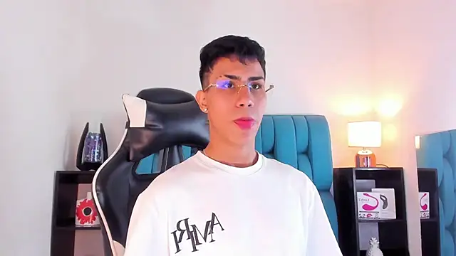 AlanNaughty online show from 01/24/25, 04:27