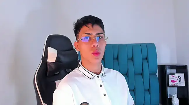 AlanNaughty online show from 02/02/25, 04:26