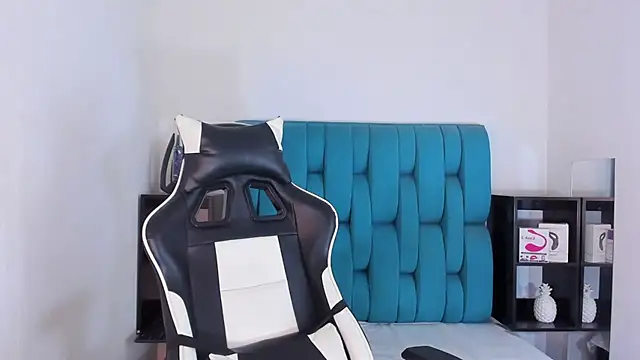 AlanNaughty online show from 02/15/25, 08:54