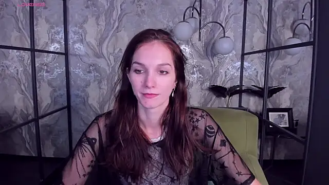 Snapshot of MirandaGlow chatting on 02/07/25, 08:55 MirandaGlow online show from 02/07/25, 08:55