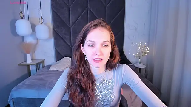 Snapshot of MirandaGlow chatting on 03/10/25, 08:59 MirandaGlow online show from 03/10/25, 08:59