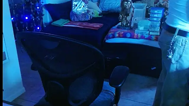 Snapshot of mycock2474u chatting on 02/27/25, 01:16 mycock2474u online show from 02/27/25, 01:16