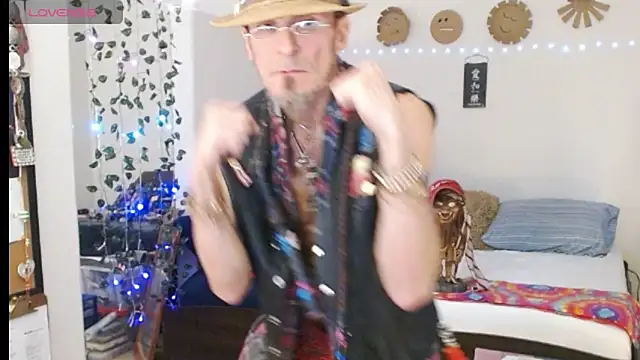 Snapshot of mycock2474u chatting on 03/17/25, 01:29 mycock2474u online show from 03/17/25, 01:29