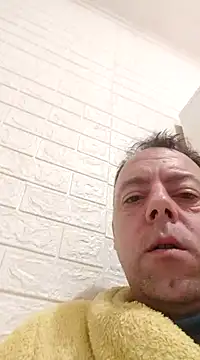 Snapshot of david_geam chatting on 12/25/24, 07:13 david geam online show from 12/25/24, 07:13