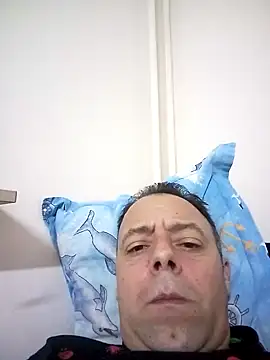 Snapshot of david_geam chatting on 12/29/24, 02:31 david geam online show from 12/29/24, 02:31