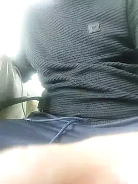 Snapshot of david_geam chatting on 10/14/25, 07:31 david geam online show from 10/14/25, 07:31