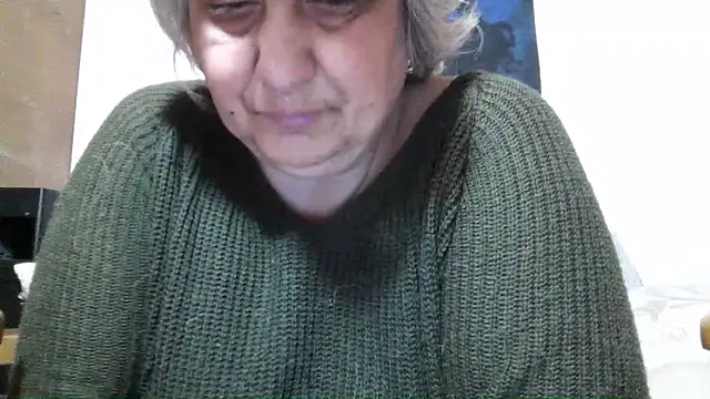 Snapshot of ExquisiteMature chatting on 04/26/26, 01:58 ExquisiteMature online show from 04/26/26, 01:58