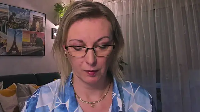 vanessa chat online show from 02/25/25, 05:47