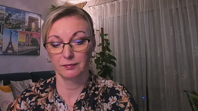 vanessa chat online show from 02/27/25, 08:20