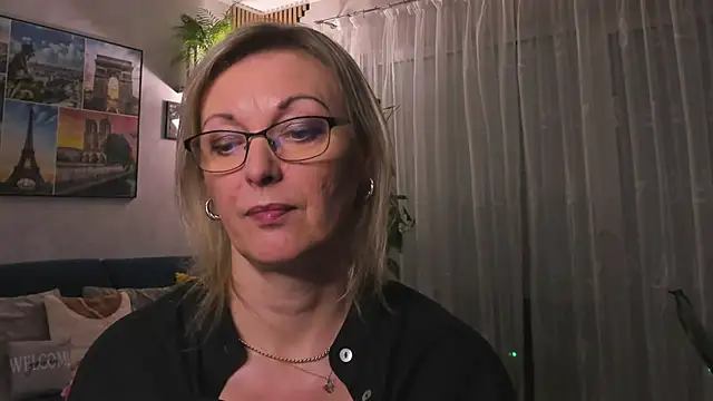 vanessa chat online show from 03/03/25, 08:32