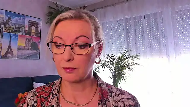 vanessa chat online show from 05/14/26, 01:18
