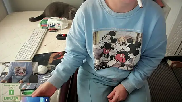 Snapshot of bisexyelizz chatting on 12/02/25, 08:30 bisexyelizz online show from 12/02/25, 08:30