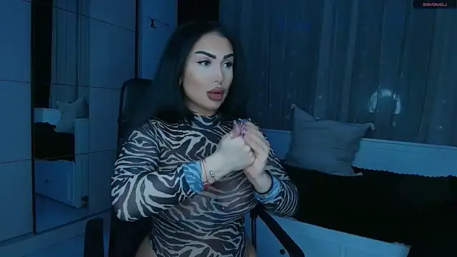 Snapshot of mistress_meryem chatting on 03/06/26, 10:17 mistress meryem online show from 03/06/26, 10:17