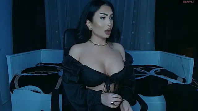 Snapshot of mistress_meryem chatting on 03/19/26, 11:42 mistress meryem online show from 03/19/26, 11:42