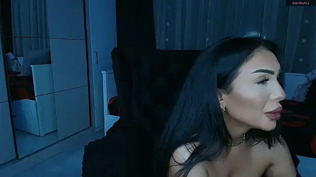 Snapshot of mistress_meryem chatting on 04/21/26, 02:51 mistress meryem online show from 04/21/26, 02:51