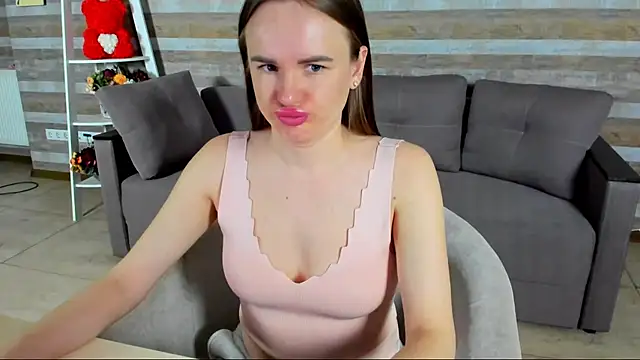 Snapshot of SusanSmit chatting on 03/22/25, 07:53 SusanSmit online show from 03/22/25, 07:53