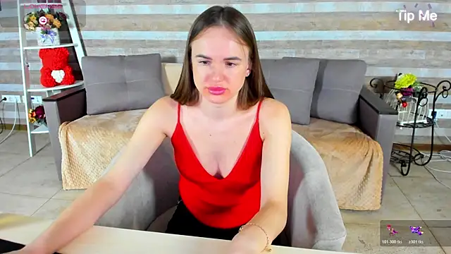 Snapshot of SusanSmit chatting on 11/13/25, 07:57 SusanSmit online show from 11/13/25, 07:57