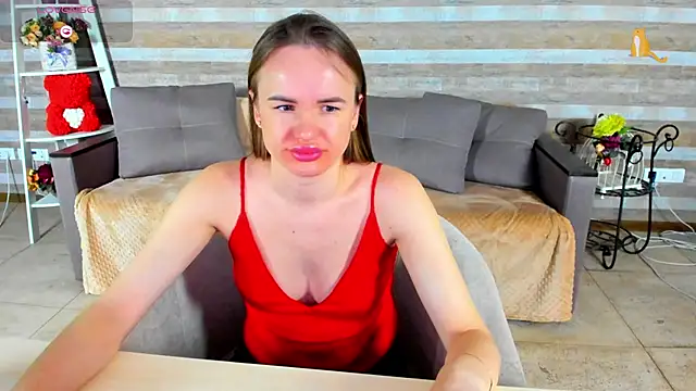 Snapshot of SusanSmit chatting on 11/26/25, 08:10 SusanSmit online show from 11/26/25, 08:10