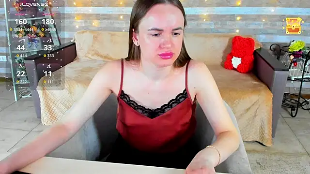 Snapshot of SusanSmit chatting on 05/02/26, 06:57 SusanSmit online show from 05/02/26, 06:57