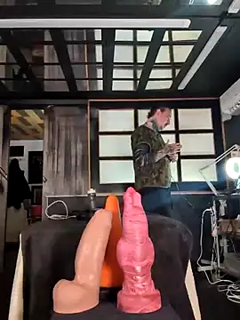 DarkDea online show from 02/21/25, 07:32