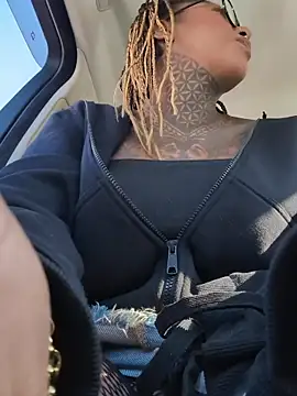 DarkDea online show from 11/13/25, 11:09