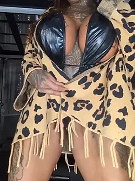 Snapshot of DarkDea chatting on 03/16/26, 11:25 DarkDea online show from 03/16/26, 11:25