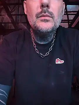 Snapshot of DarkDea chatting on 04/05/26, 08:39 DarkDea online show from 04/05/26, 08:39