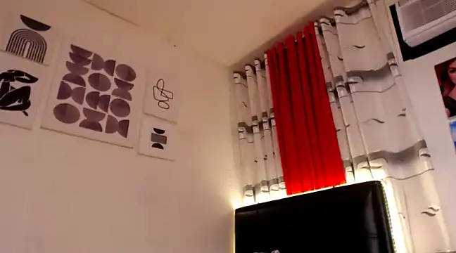 Alluring Lordess online show from 12/15/24, 05:02