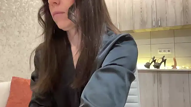 Snapshot of HotyWinter chatting on 03/26/26, 03:12 HotyWinter online show from 03/26/26, 03:12