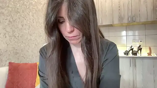 Snapshot of HotyWinter chatting on 04/14/26, 03:45 HotyWinter online show from 04/14/26, 03:45