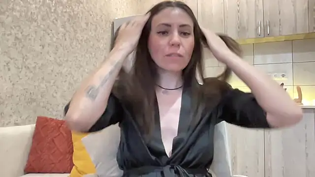 HotyWinter online show from 05/16/26, 03:58